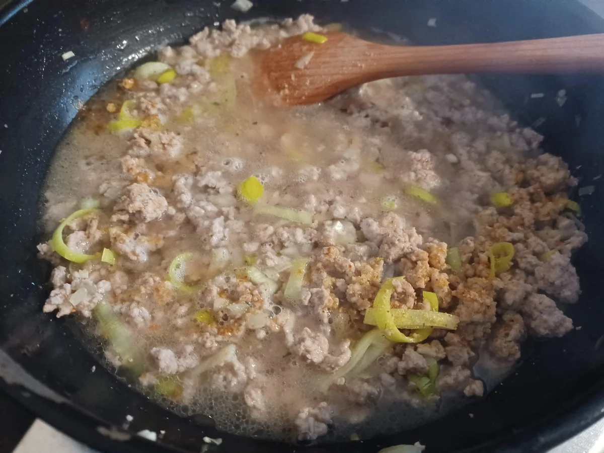 Rezept: Käse - Hackfleisch - Suppe zur kochbar Challenge Dezember 2022 Bild Nr. 16349 Käse - Hackfleisch - Suppe zur kochbar Challenge Dezember 2022 - Rezept - Bild Nr. 16349