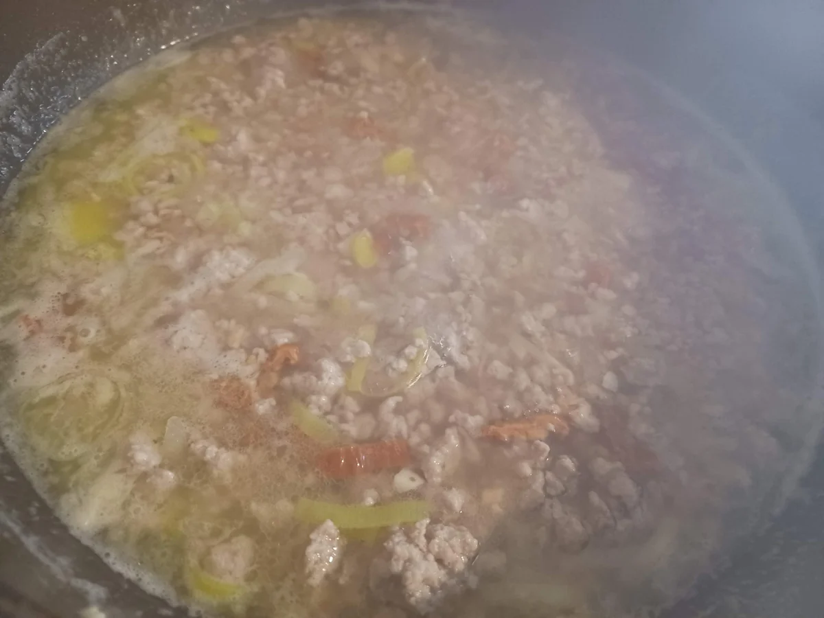 Rezept: Käse - Hackfleisch - Suppe zur kochbar Challenge Dezember 2022 Bild Nr. 16350 Käse - Hackfleisch - Suppe zur kochbar Challenge Dezember 2022 - Rezept - Bild Nr. 16350