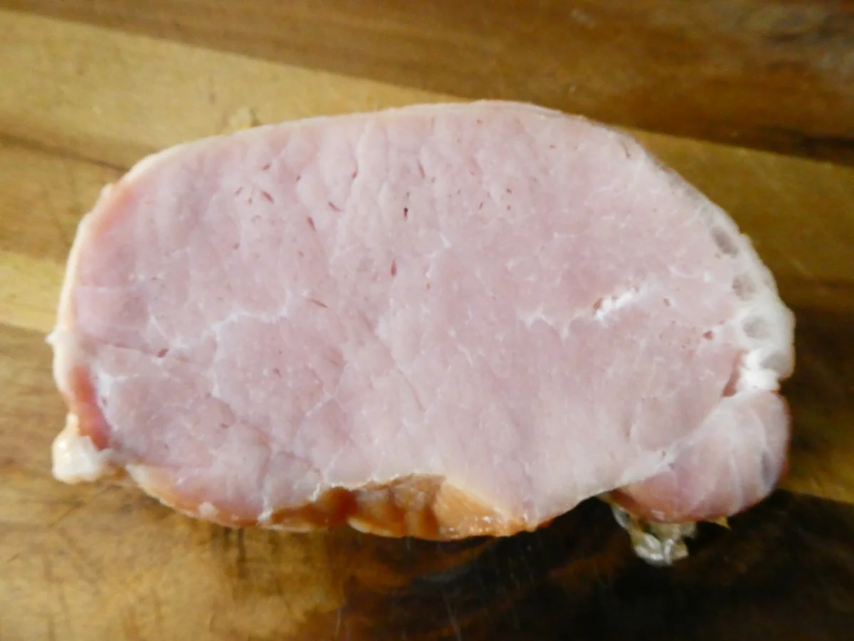 Rezept: Möhren-Mix-Kartoffel-Eintopf mit Kasseler und Petersilien-Pesto on Top Bild Nr. 16349 Möhren-Mix-Kartoffel-Eintopf mit Kasseler und Petersilien-Pesto on Top - Rezept - Bild Nr. 16349