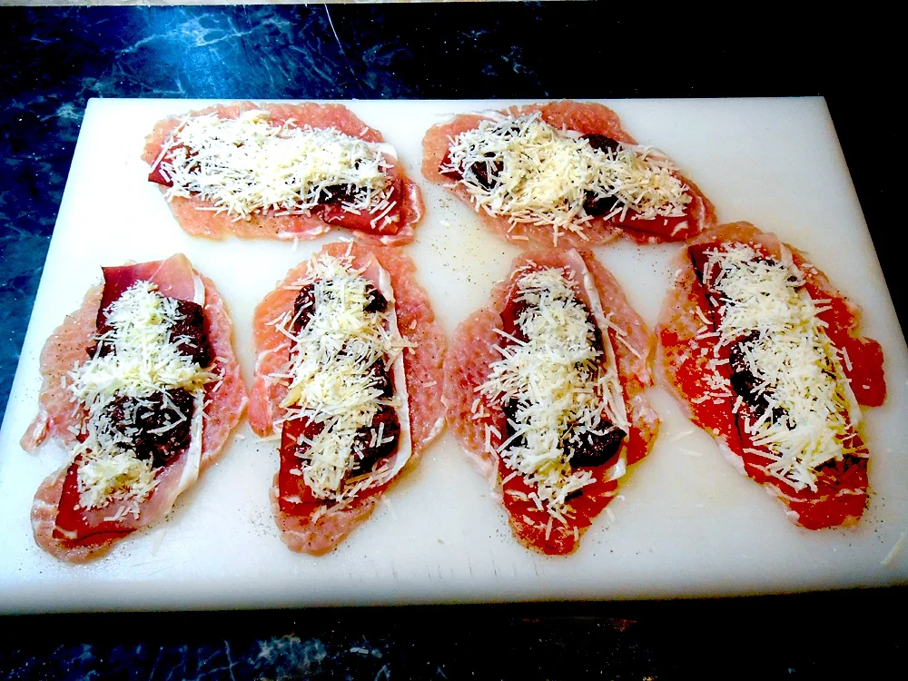 Rezept: Mini-Rouladen mit fast mediteraner Füllung Bild Nr. 16348 Mini-Rouladen mit fast mediteraner Füllung - Rezept - Bild Nr. 16348