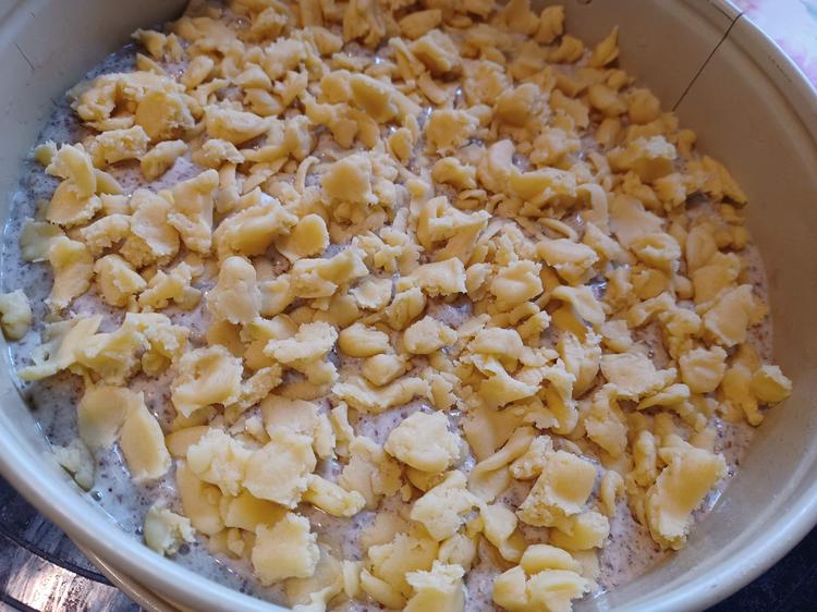 Nusskuchen mit Pflaumenmus - von loewe_bs