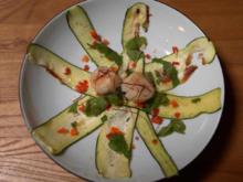 Gebratene Muschel auf scharfem Zucchini-Salat - Rezept - Bild Nr. 2