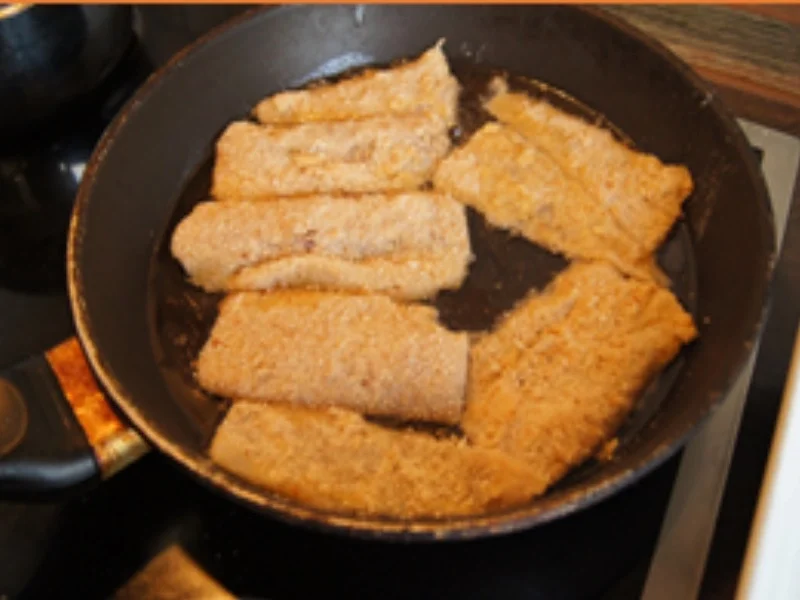 Bratfisch mit Bechamelkartoffeln und Chinakohlsalat - Rezept - Bild Nr. 16350