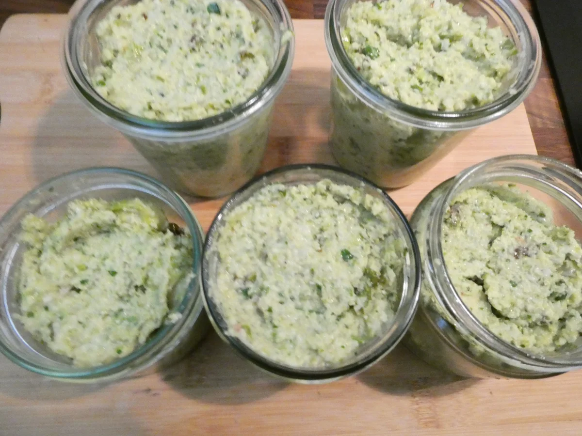 Rezept: Spaghetti mit Rosenkohl-Pesto Bild Nr. 16356 Spaghetti mit Rosenkohl-Pesto - Rezept - Bild Nr. 16356