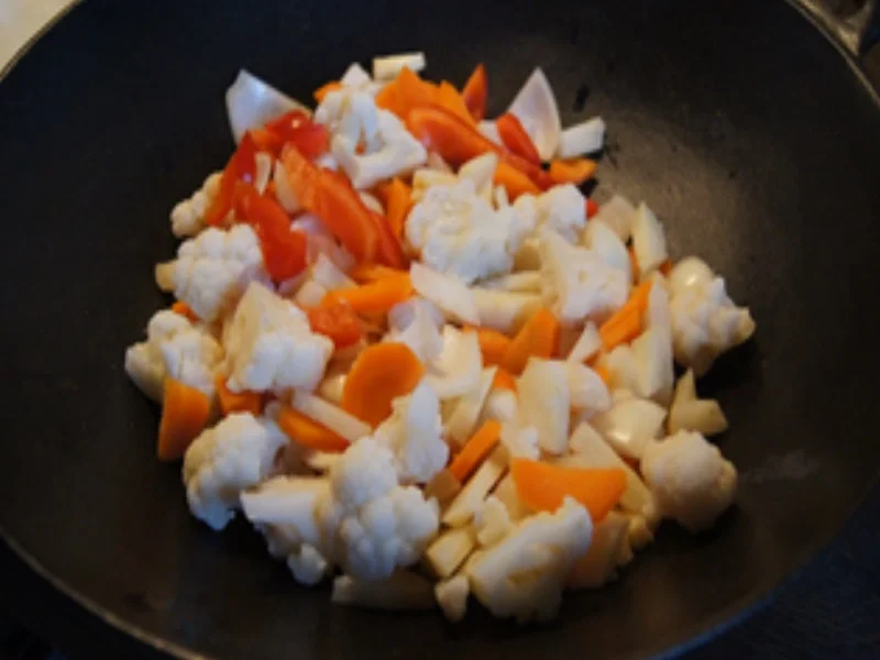 Mini-Knusper-Bratfisch mit Wok-Gemüse und Basmatireis - Rezept - Bild Nr. 13