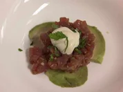 Thunfischtatar auf Avocadobett - Rezept - Bild Nr. 2