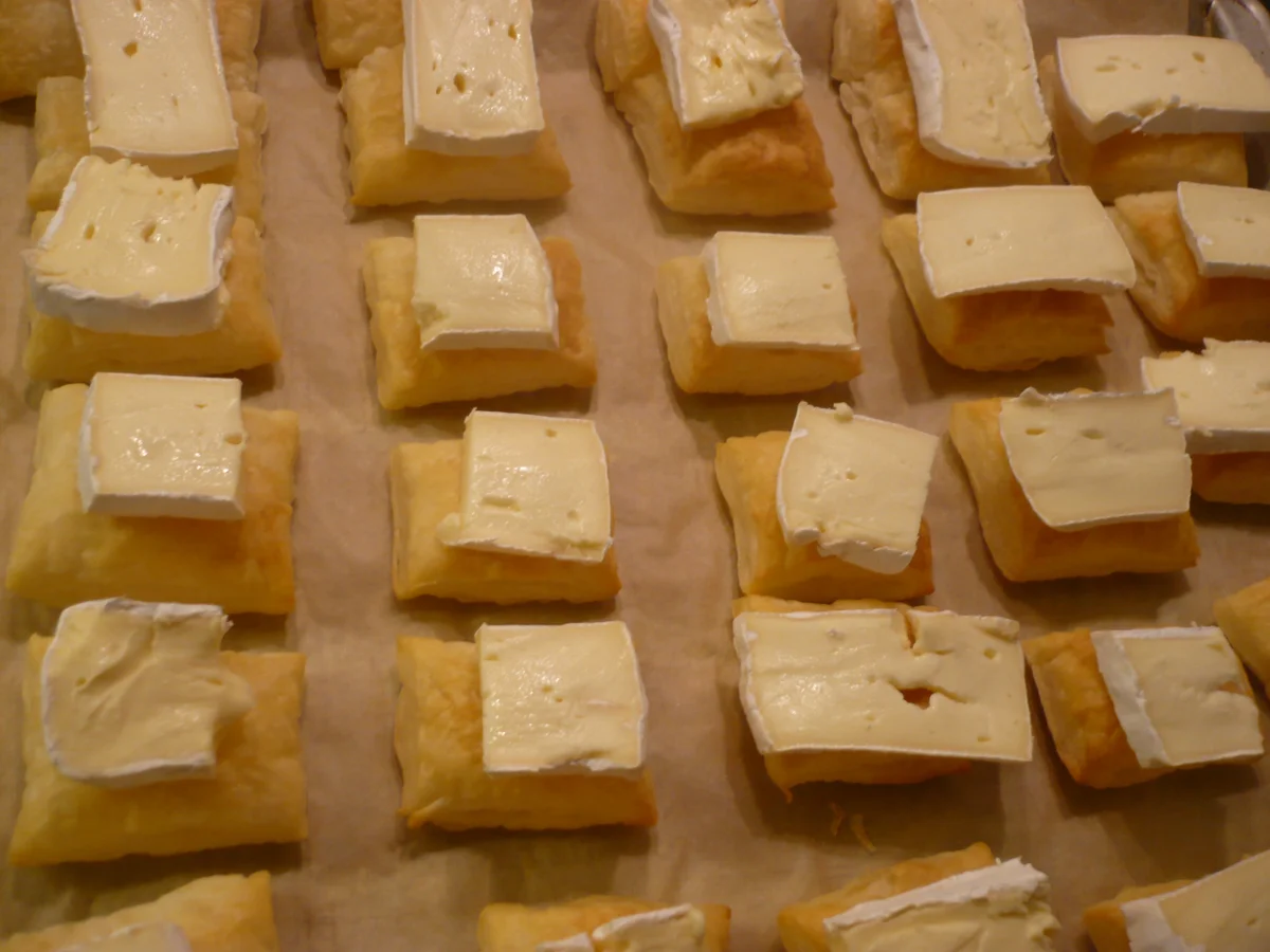 Blätterteigwölkchen mit Preiselbeer - Chutney - Rezept - Bild Nr. 6