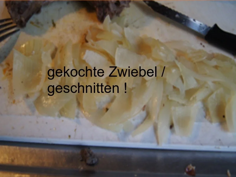 Rezept: Suppe aus Gans-und Gemüseresten mit Gänseleberknödel Bild Nr. 8 Suppe aus Gans-und Gemüseresten mit Gänseleberknödel - Rezept - Bild Nr. 8