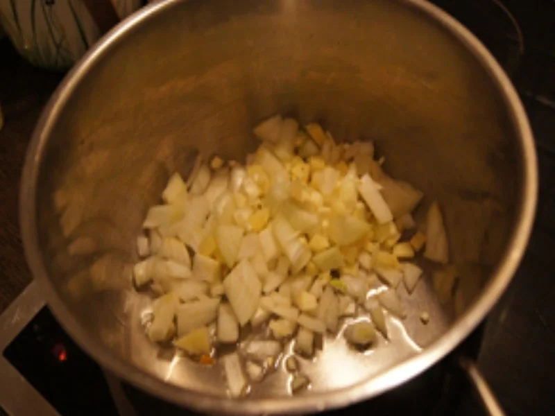 Rezept: Kürbis-Süßkartoffel-Suppe mit Mettbällchen-Spieß Bild Nr. 16353 Kürbis-Süßkartoffel-Suppe mit Mettbällchen-Spieß - Rezept - Bild Nr. 16353