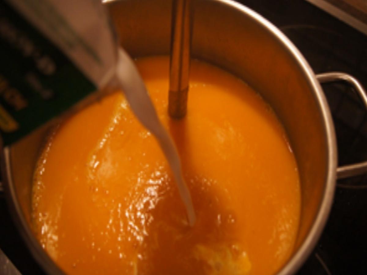 Kürbis-Süßkartoffel-Suppe mit Mettbällchen-Spieß - Rezept - Bild Nr. 16357
