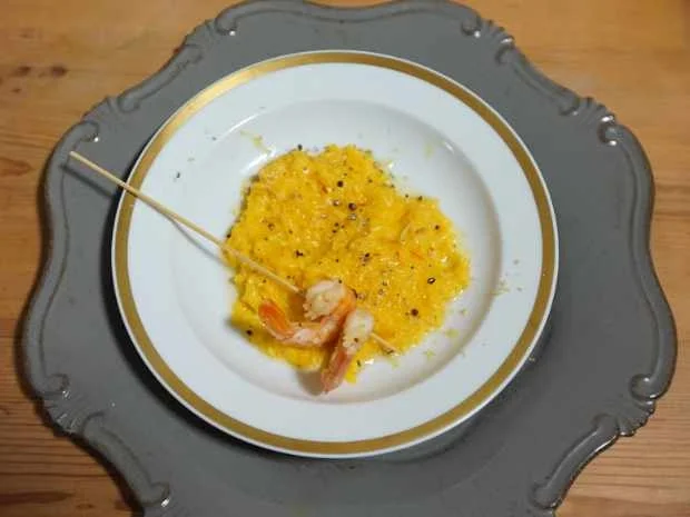 Rezept: Risotto alla Zafferano mit Champagner und Safran Bild Nr. 2 Risotto alla Zafferano mit Champagner und Safran - Rezept - Bild Nr. 2