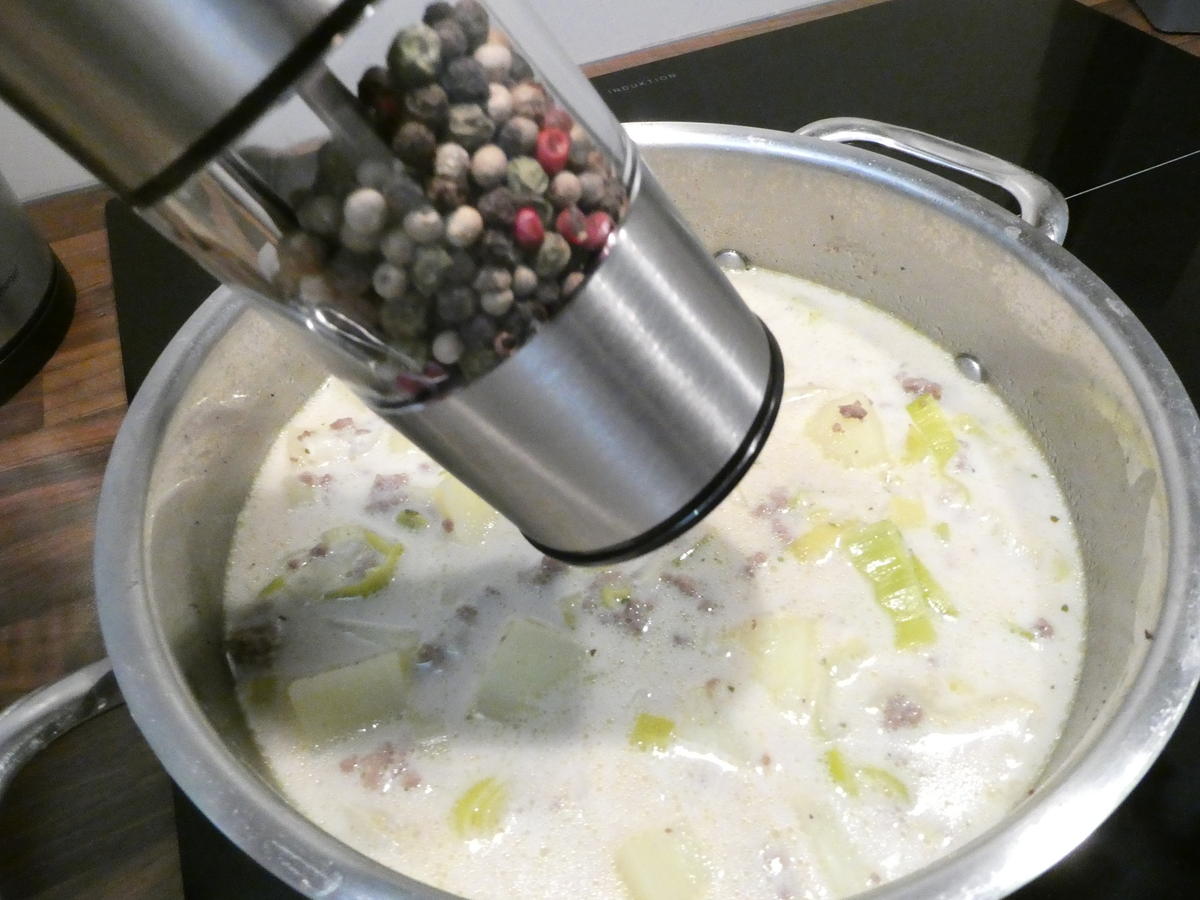 Käse-Lauchsuppe mit Hackfleisch und Kartoffeln - Rezept - Bild Nr. 16358
