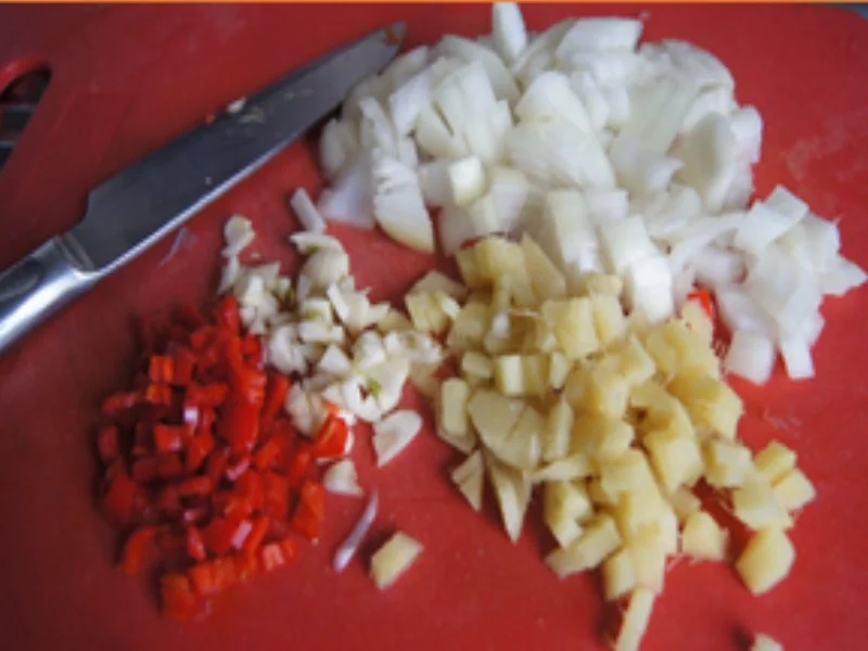 Möhren-Kartoffel-Cremesuppe mit Weißwurst-Spieß - Rezept - Bild Nr. 6