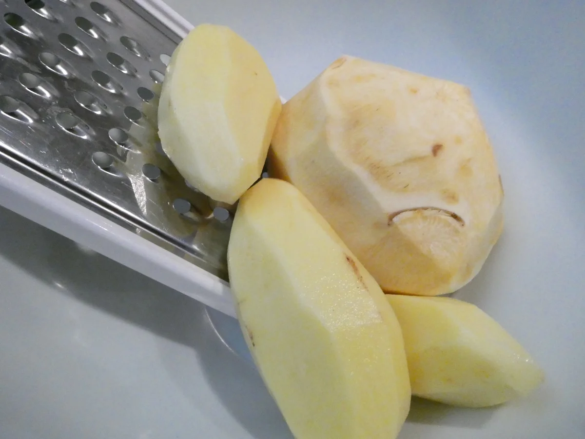 Rezept: Steckrüben-Kartoffel-Rösti mit Feldsalat Bild Nr. 16350 Steckrüben-Kartoffel-Rösti mit Feldsalat - Rezept - Bild Nr. 16350