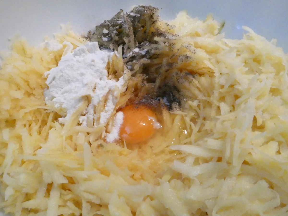 Rezept: Steckrüben-Kartoffel-Rösti mit Feldsalat Bild Nr. 16351 Steckrüben-Kartoffel-Rösti mit Feldsalat - Rezept - Bild Nr. 16351