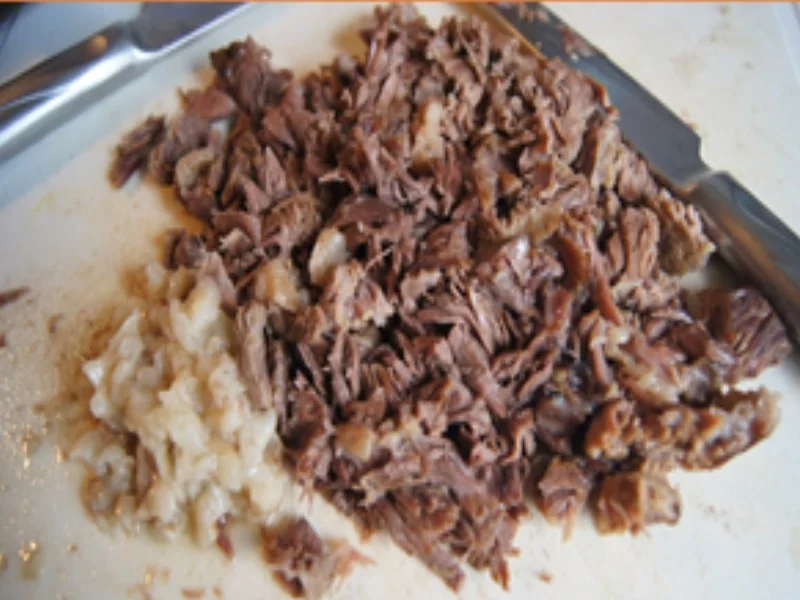 Tafelspitz mit Meerrettich-Rahmsauce, Bluccoli und Drillingen - Rezept - Bild Nr. 7