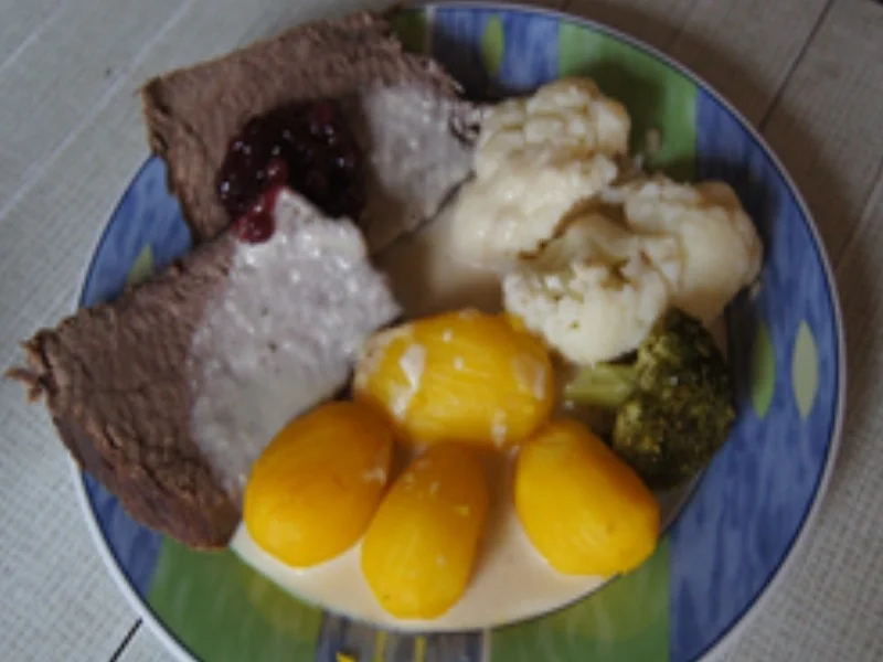 Tafelspitz mit Meerrettich-Rahmsauce, Bluccoli und Drillingen - Rezept - Bild Nr. 15