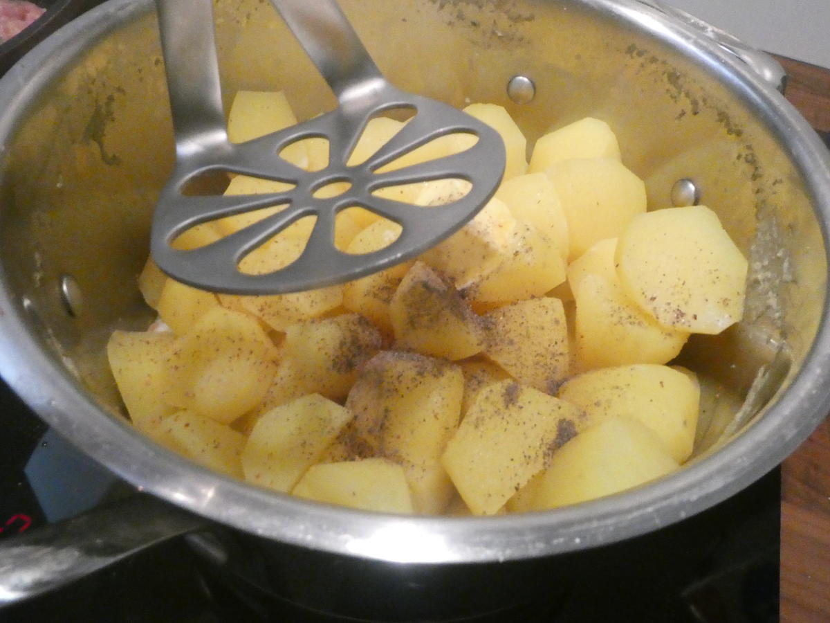 Frikadellen mit Kartoffelstampf - Rezept - Bild Nr. 16352