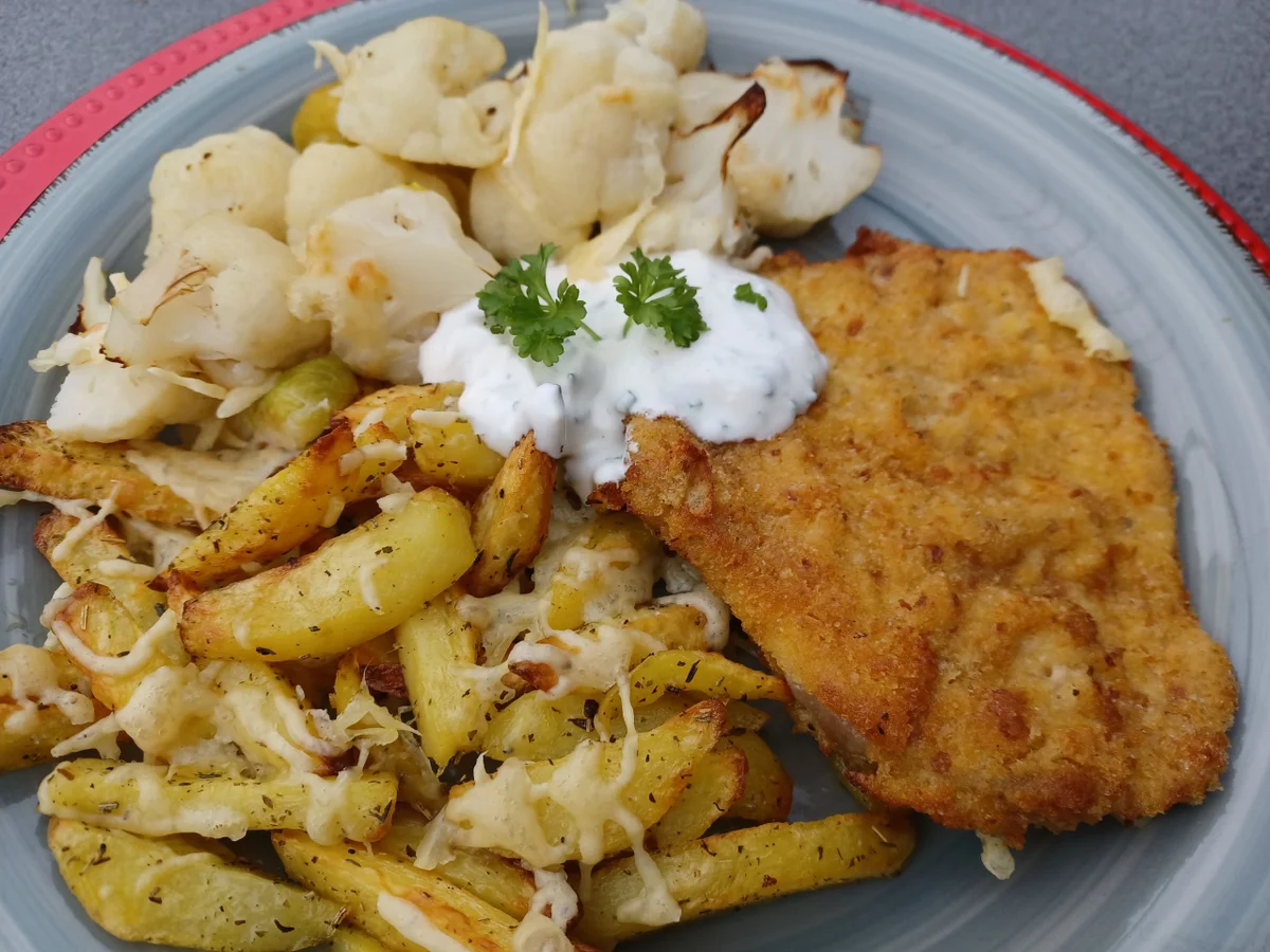 Rezept: Schnitzel mit Pommes und Rosenkohl / Blumenkohl Bild Nr. 16348 Schnitzel mit Pommes und Rosenkohl / Blumenkohl - Rezept - Bild Nr. 16348