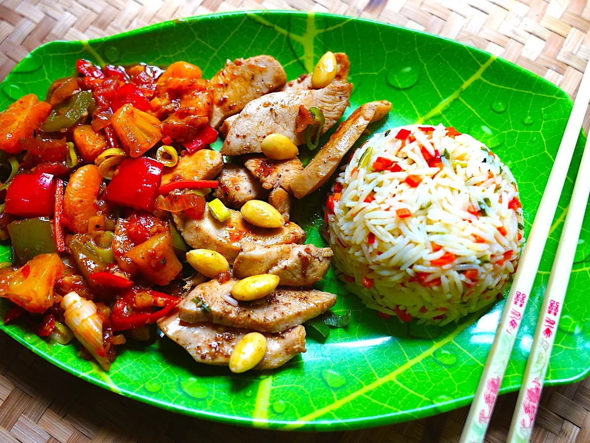 Hühnerbrust mit Ananas-Orangen-Cap Cay - Rezept - Bild Nr. 2