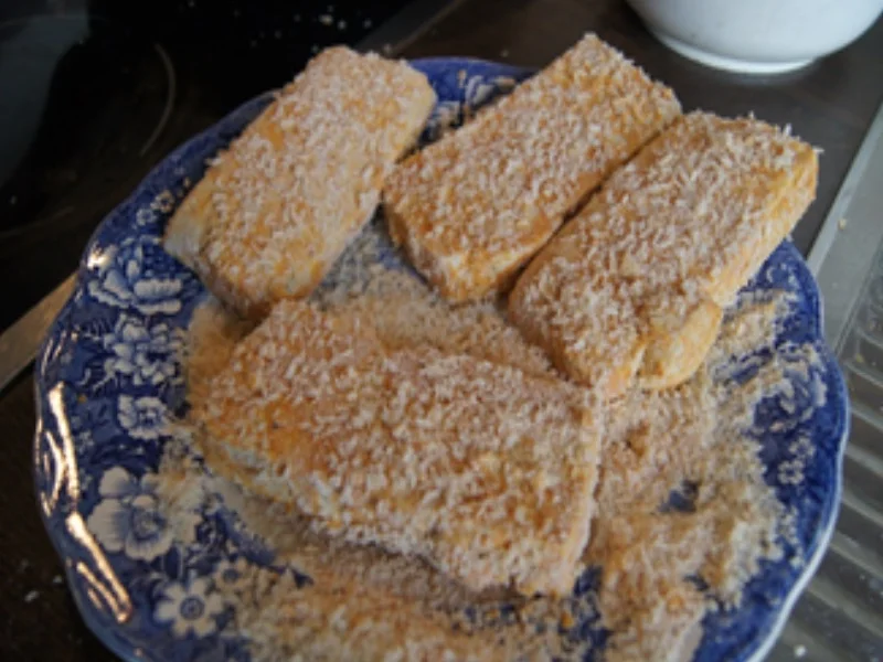 Rezept: Tofu-Schnitzel mit Honig-Sahne-Möhren und Kartoffelstampf Bild Nr. 6 Tofu-Schnitzel mit Honig-Sahne-Möhren und Kartoffelstampf - Rezept - Bild Nr. 6