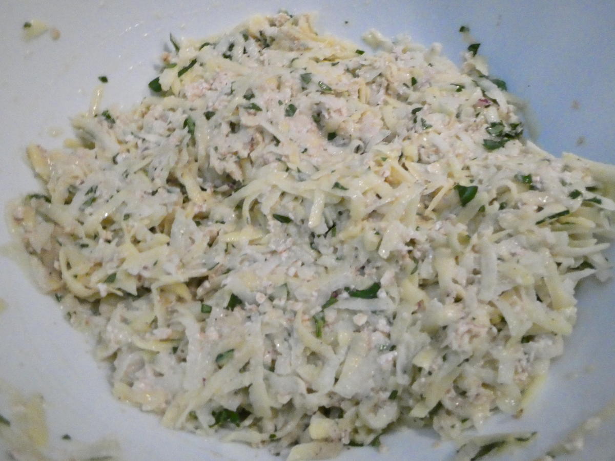 Kartoffel Kohlrabi Rösti mit Creme fraiche Kräuter - von Sheeva1960