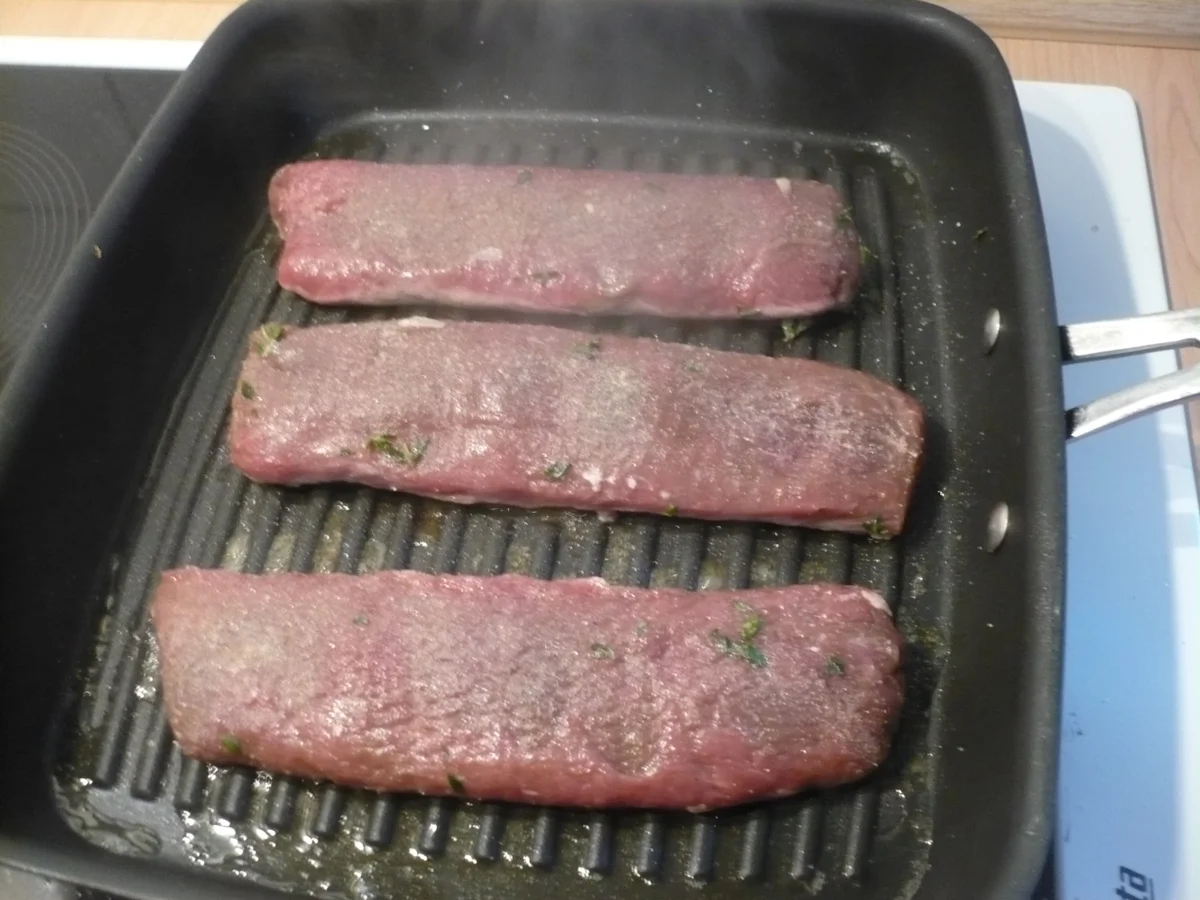 Lammlachse mit karamellisierten Tomaten - Rezept - Bild Nr. 5