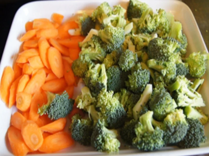 Rezept: Brokkoli-Möhren-Curry mit gelben Basmatireis Bild Nr. 16389 Brokkoli-Möhren-Curry mit gelben Basmatireis - Rezept - Bild Nr. 16389