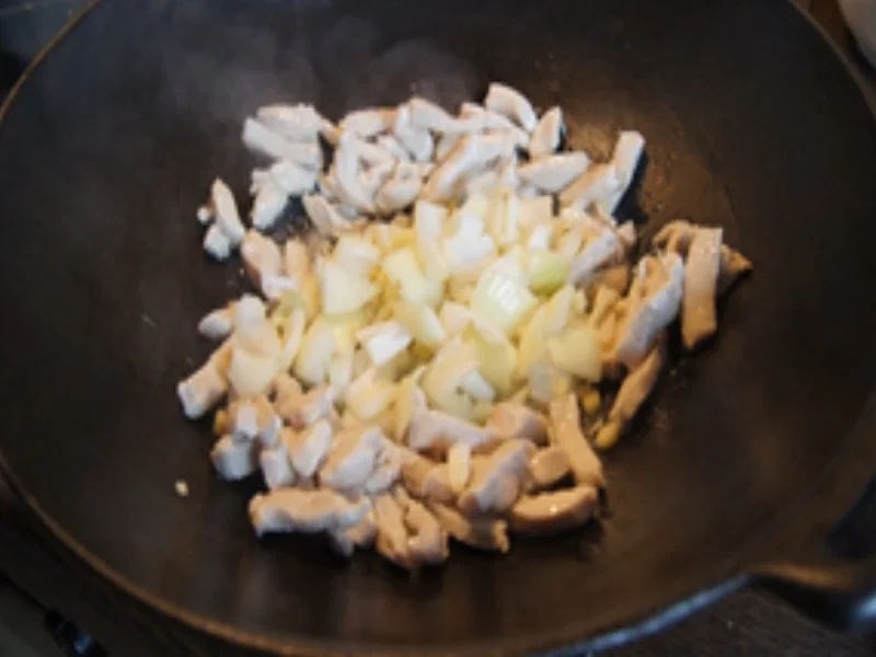 Hähnchen mit Gemüse süß-sauer und gelber Basmatireis - Rezept - Bild Nr. 16395