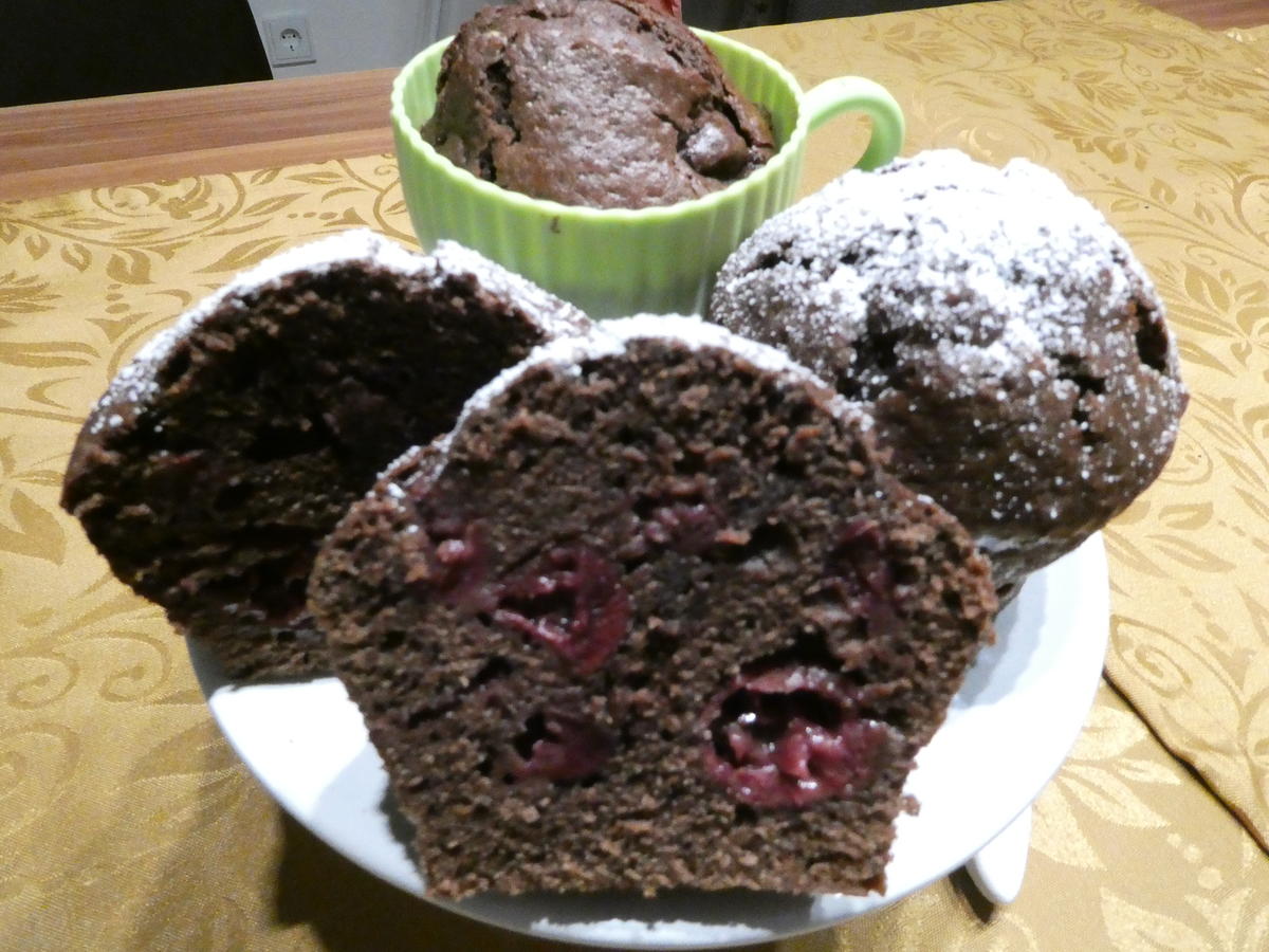 Schokoladen-Kirsch-Muffins - Rezept - Bild Nr. 16387