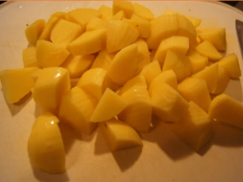 Mini-Knusper-Schnitzel mit Honig-Sahne-Möhren und Kartoffelstampf - Rezept - Bild Nr. 7