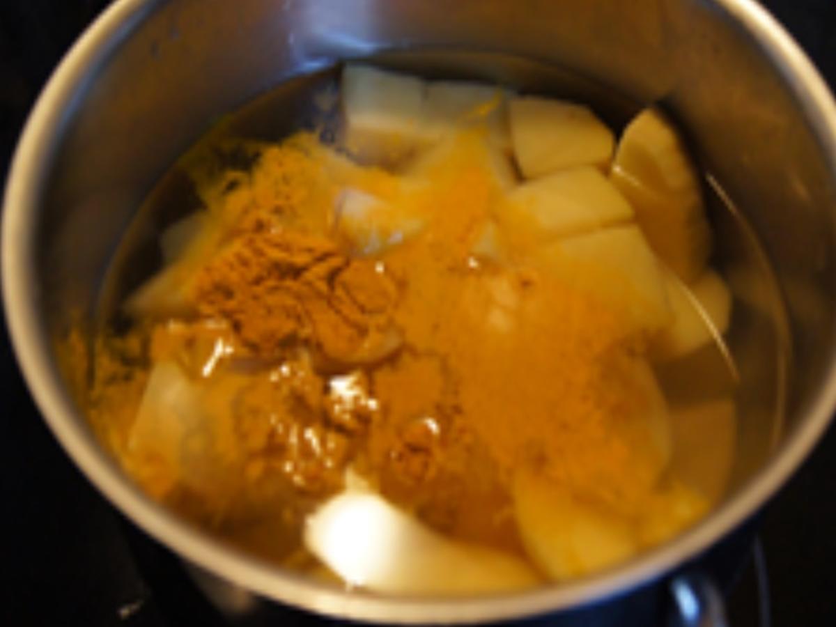 Mini-Knusper-Schnitzel mit Honig-Sahne-Möhren und Kartoffelstampf - Rezept - Bild Nr. 8