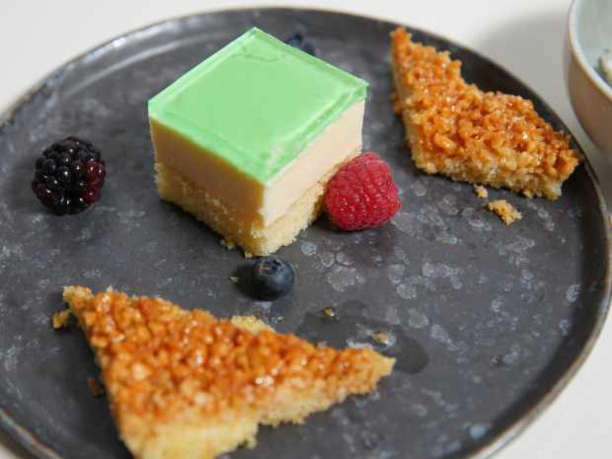 Bienenstich, Zitronentorte und Zitronen Thymian Sorbet - von Das ...