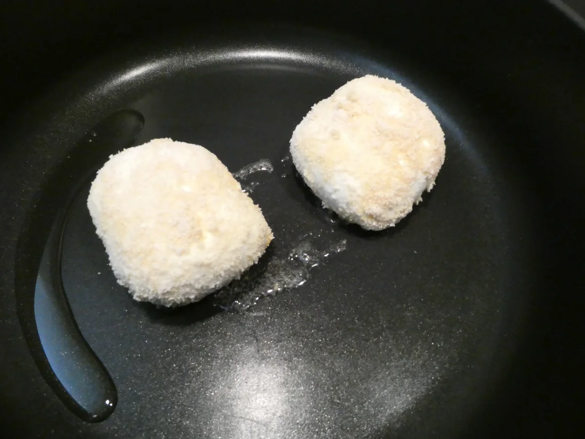 Rezept: Gebackener Mozzarella auf Tomaten Bild Nr. 16407 Gebackener Mozzarella auf Tomaten - Rezept - Bild Nr. 16407