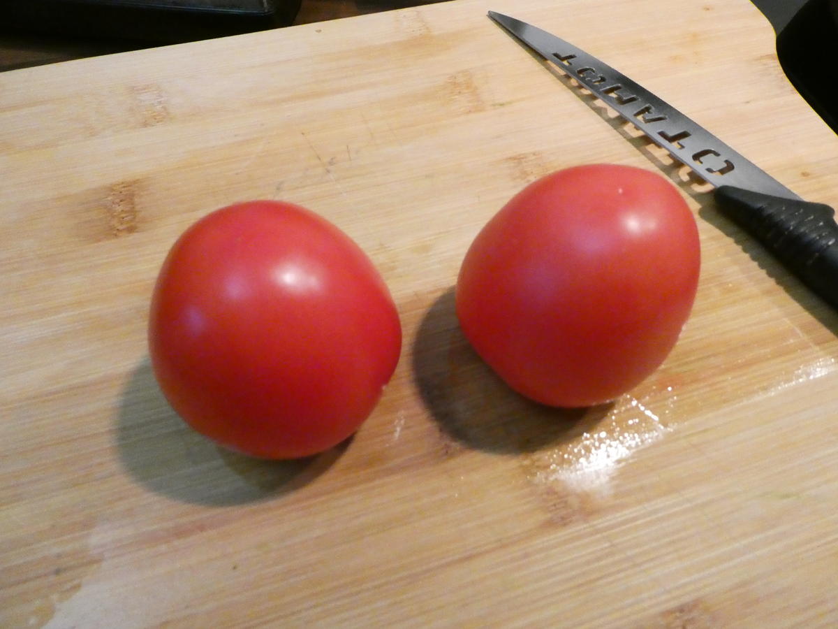 Gebackener Mozzarella auf Tomaten - Rezept - Bild Nr. 16409