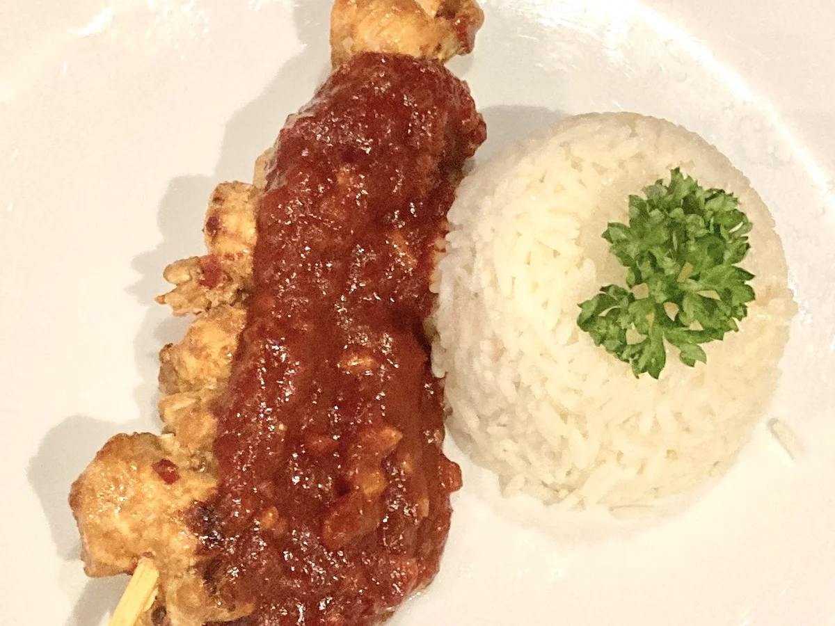 Rezept: Saté-Spieße mit scharfer asiatischer Sauce Bild Nr. 16408 Saté-Spieße mit scharfer asiatischer Sauce - Rezept - Bild Nr. 16408