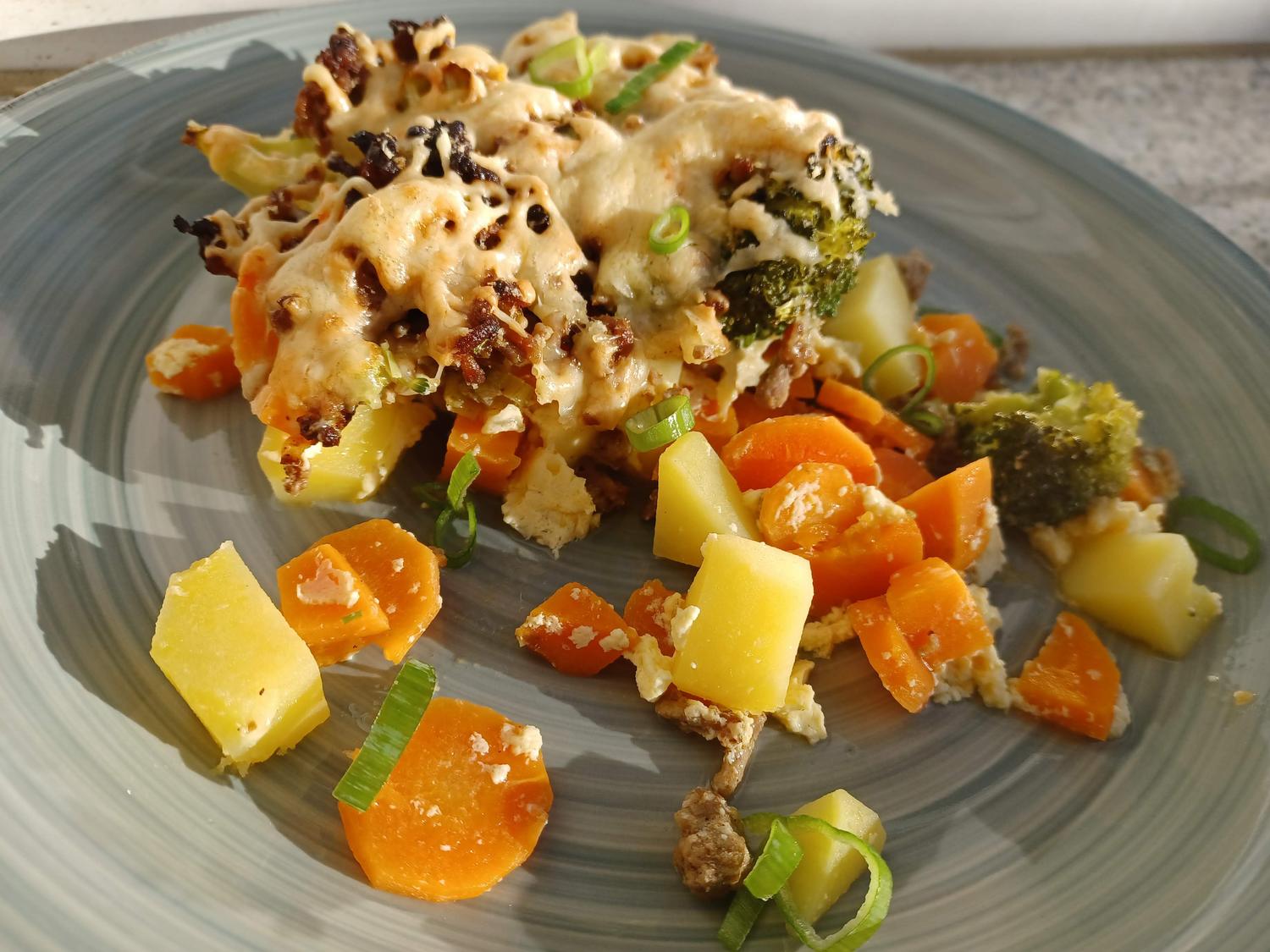 Gemüse - Hackfleisch - Auflauf - Rezept - kochbar.de