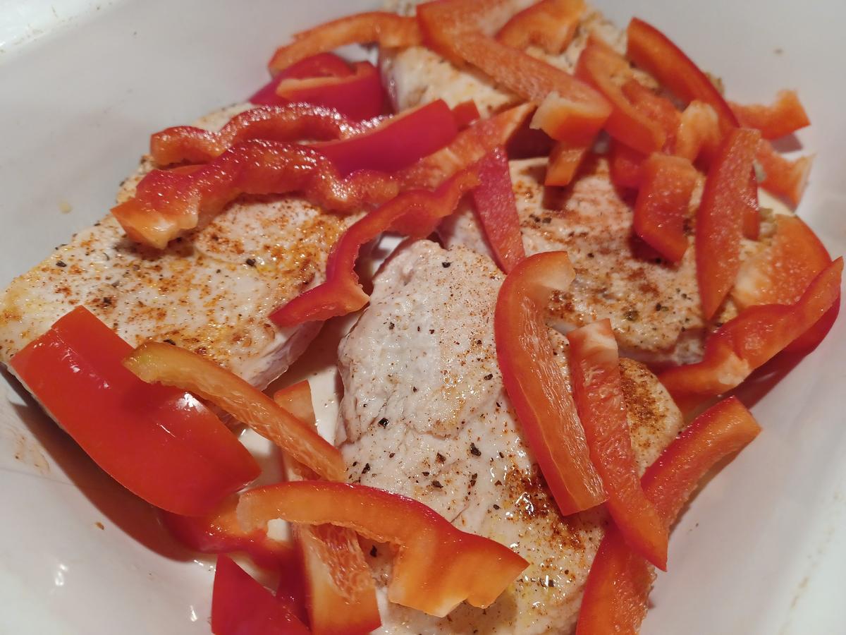 Hähnchenbrust in Paprika Sahne Soße - einfach - von loewe_bs