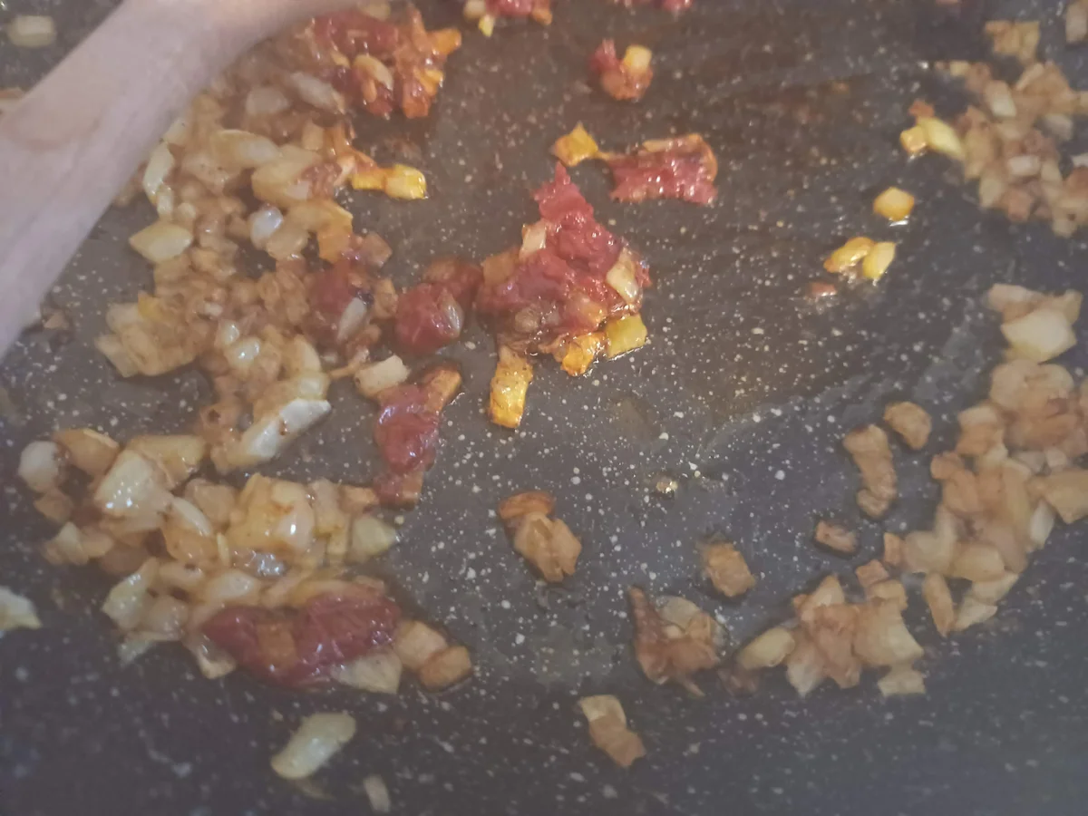 Hähnchenbrust in Paprika - Sahne - Soße - Rezept - Bild Nr. 16409