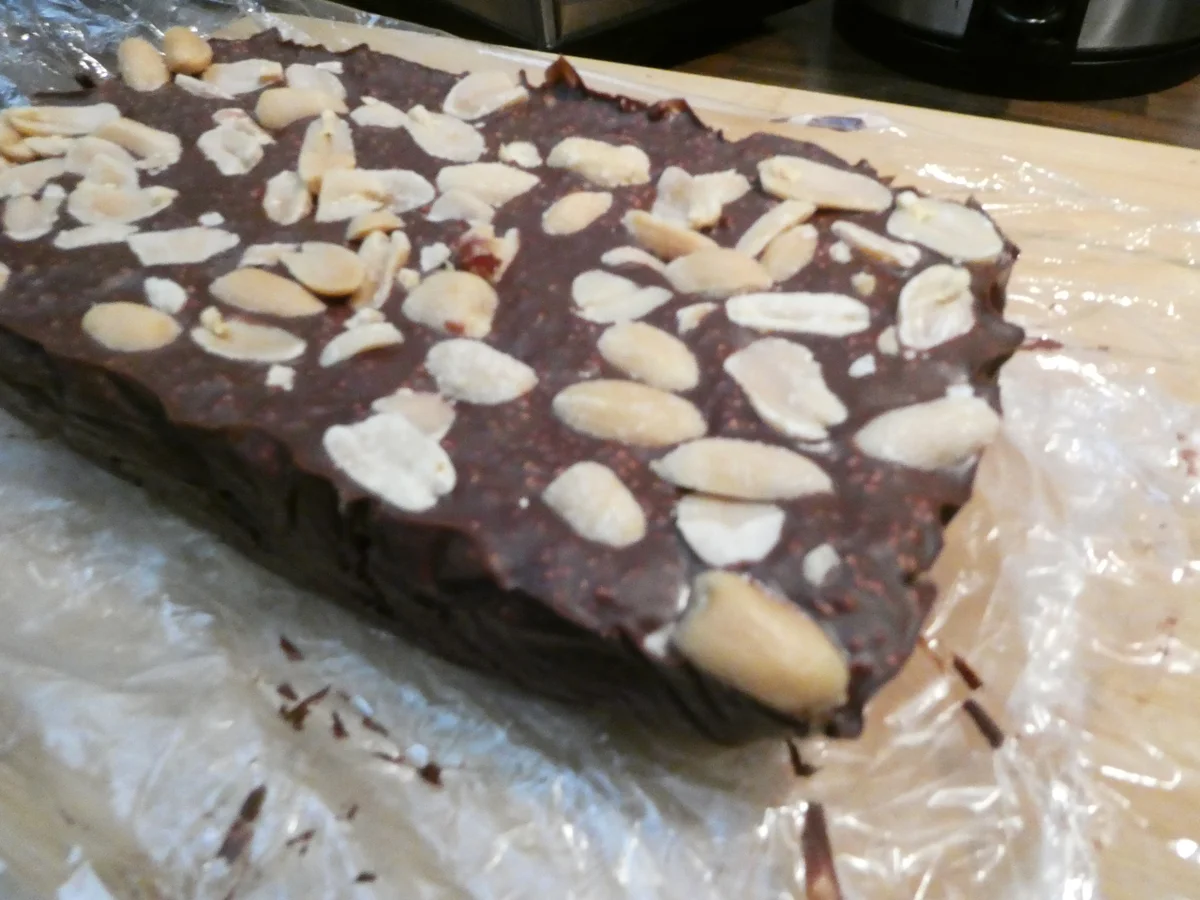 Kalter Hund mit Erdnüssen - Rezept - Bild Nr. 16413