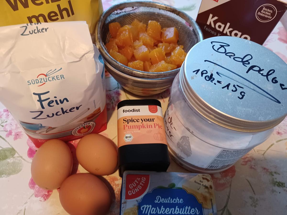 Zebrakuchen mit Kürbiskompott - einfach - von loewe_bs