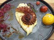 Pulpo mit Kartoffel-Trüffel-Püree und Chorizo Crumble - Rezept - Bild Nr. 2