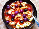 Blumenkohlpfanne mit Tomaten, Trauben und Oliven - Rezept - Bild Nr. 16406