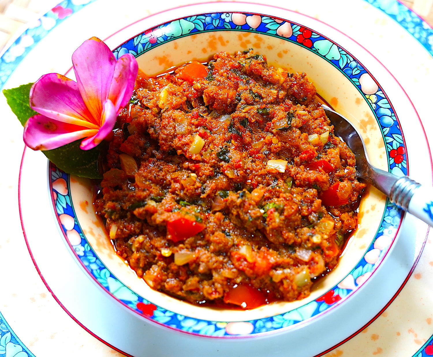 Tomaten-Dip mit Hackfleisch — Naam Prik Ong - Rezept - kochbar.de