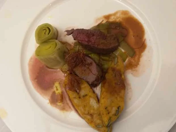 Rehfilet mit Kürbis-Semmelknödel und Lauchgemüse - Rezept - Bild Nr. 16406