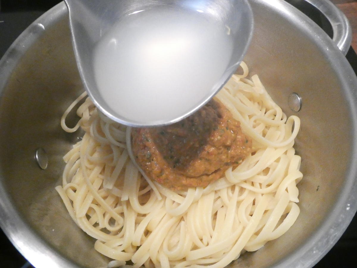 Spaghetti mit Tomaten-Pesto - Rezept - Bild Nr. 16414