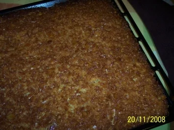 Rezept: Bienenstich (Becherkuchen) Bienenstich (Becherkuchen) - Rezept