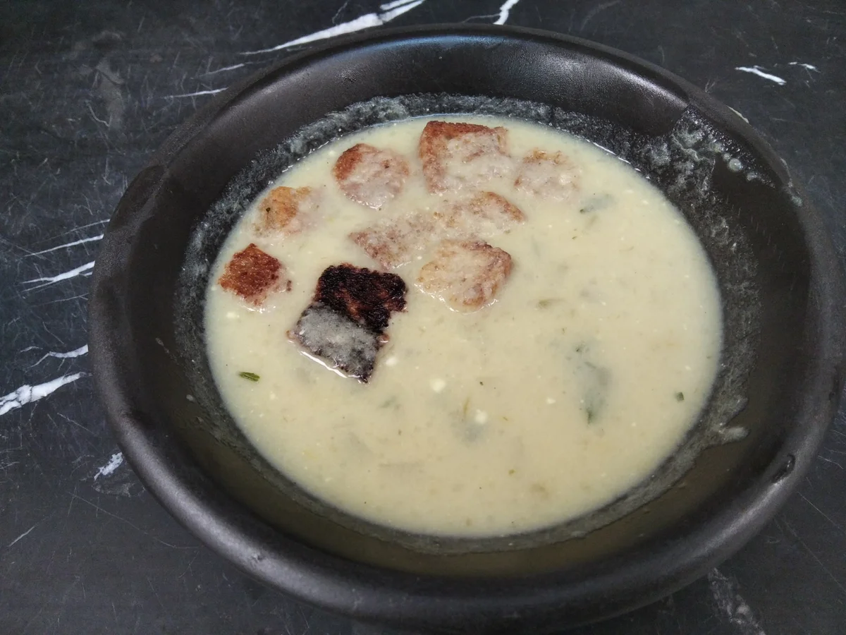 Inabs Leichte Kohlrabi-Frühlingszwiebel-Suppe - Rezept - Bild Nr. 16406