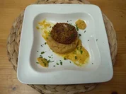 Blutwurstpraline auf Steckrübenstampf und Aprikosensenf - Rezept - Bild Nr. 2