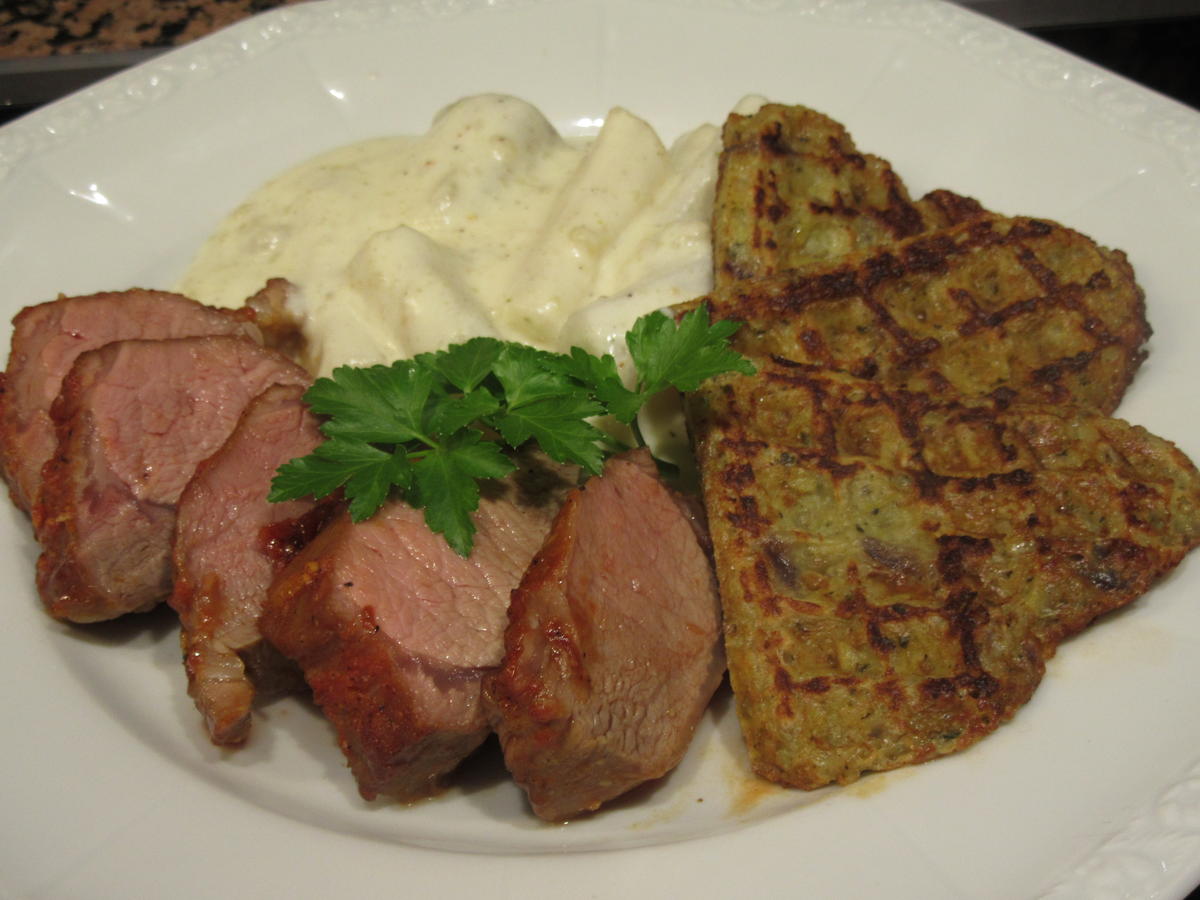 Lamm: Lammlachse mit Schwarzwurzelgemüse und Kartoffelwaffeln - von ...
